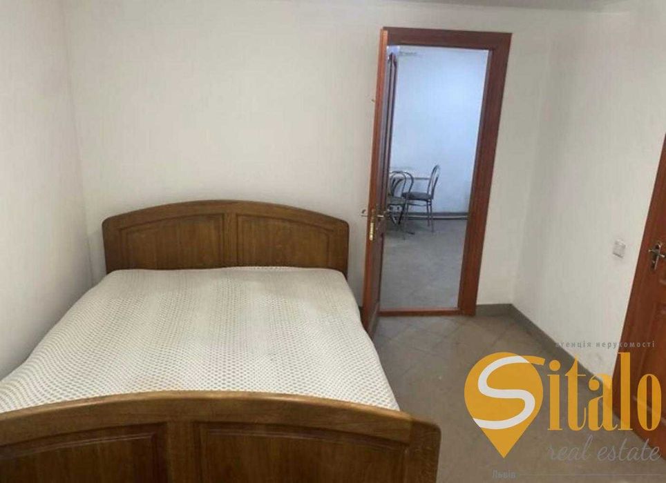 Продаж комерційного приміщення, вулиця Золота