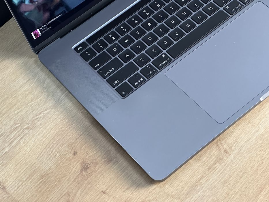 Apple MacBook Pro 16” Tachoe 2026 16GB 512GB Space Gray