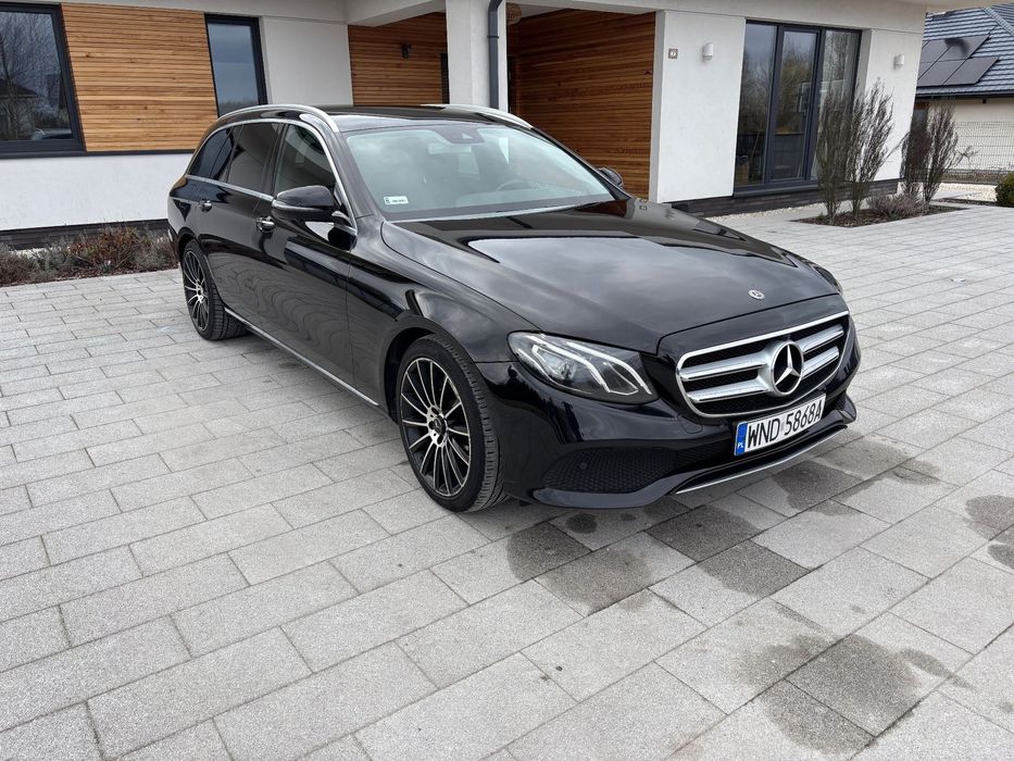 Mercedes-Benz Klasa E Mercedes-Benz E220d Kombi MY2018