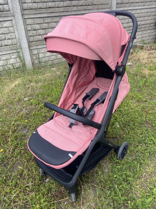 Wózek spacerowy spacerowka Nubi 2