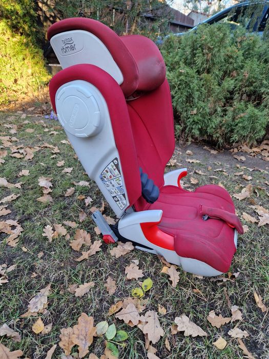 Fotelik dziecięcy Britax Römer Kidfix II XP SICT (15–36 kg)