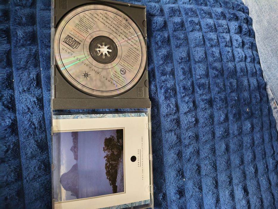 Sandra into a secred land cd 1wydanie bez kodu pakowego unikat