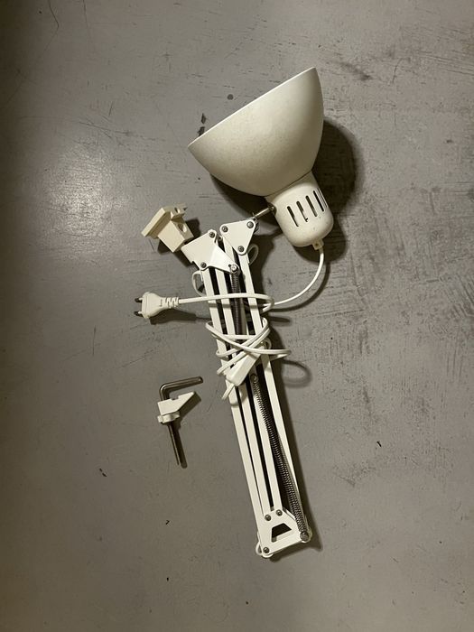 Candeeiro de mesa IKEA