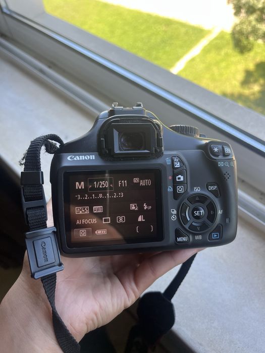 Canon EOS 1100D com Objetiva 50mm