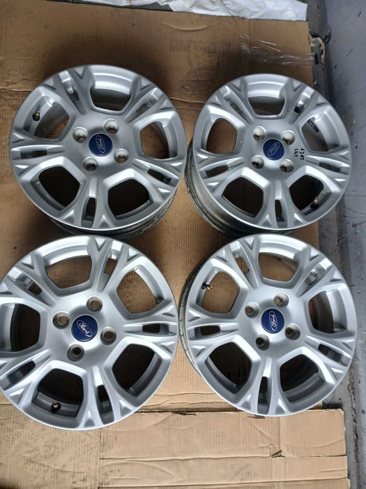 Felgi aluminiowe Ford 6j15 4x108 et 47,5 oryg TPMS Fiesta