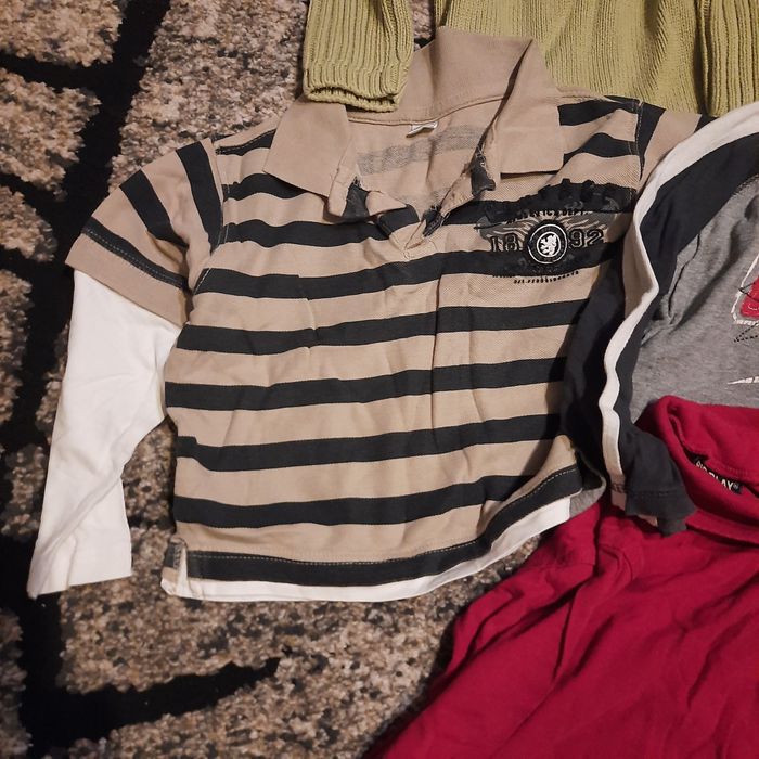 Paka ubrań Bluzy sweterki 92