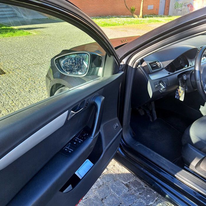 Vendo Passat 1600 tdi