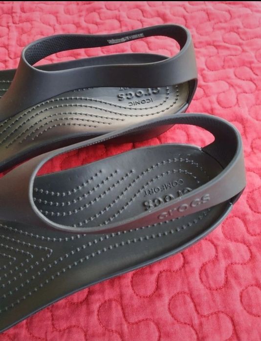Crocs Serena Flip W9  39/40