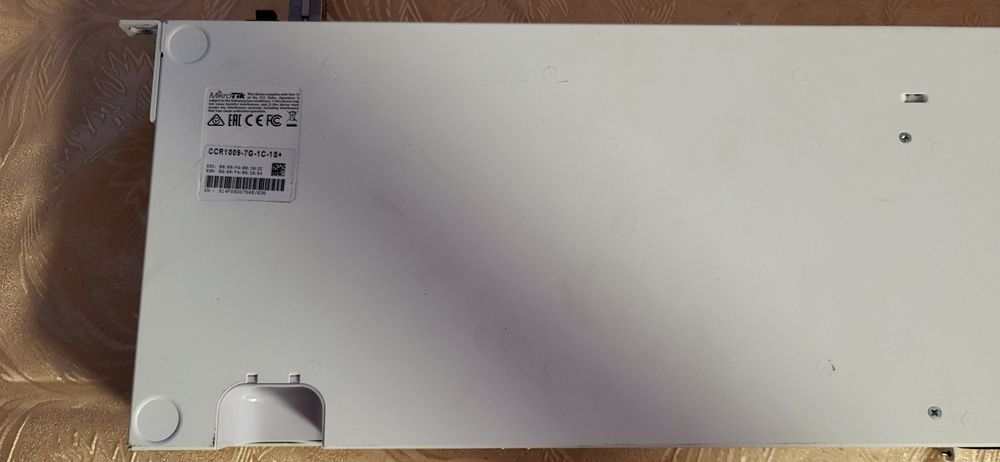 MikroTik CCR1009-7G-1C-1S+ Cloud Core Router, 2GB RAM