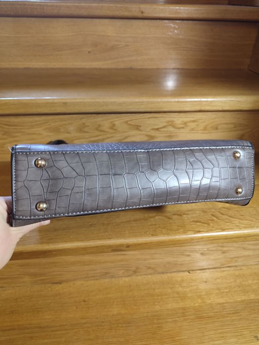 Сумка чемодан дамська сумочка обьємна