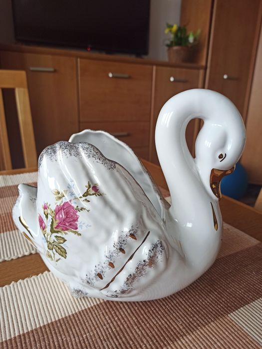 Łabędź duży - porcelana Chodzież