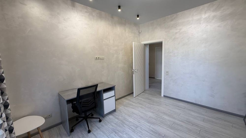 Продаж котеджу  235 м з ремонтом  у Львові вул. Ранкова-Кульпарківська