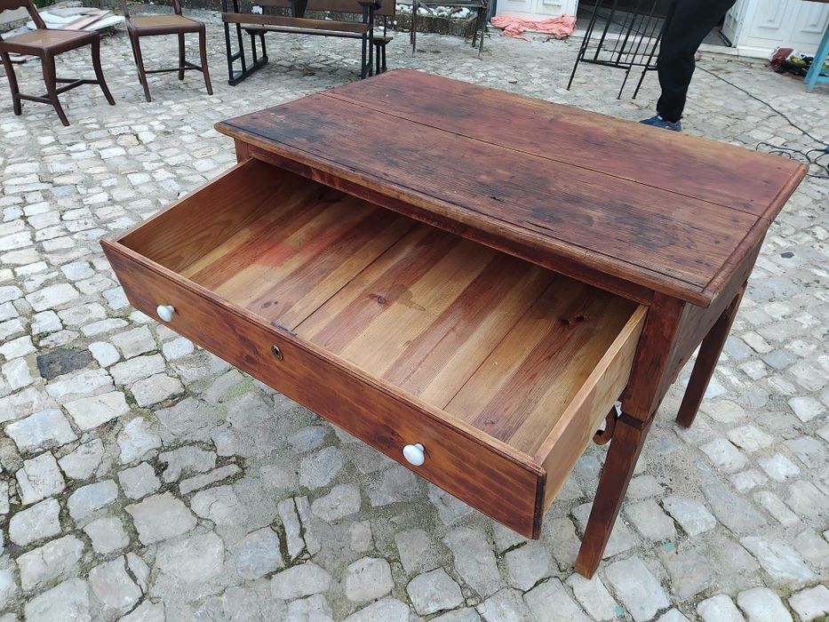 Mesa/bancada de encostar rústica