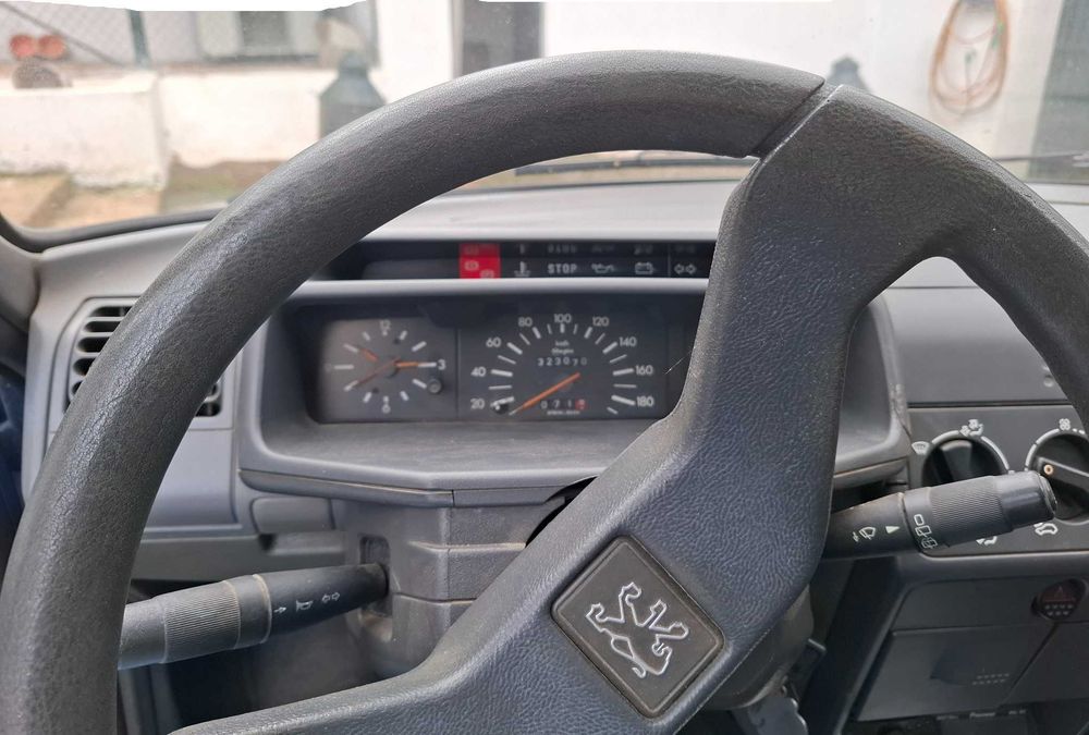Peugeot 205 van, insp. dez-2026