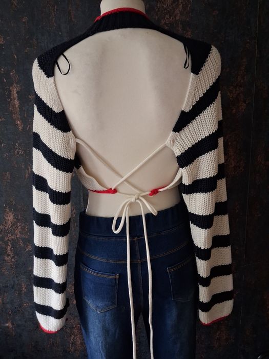 Krótkie sweter w paski openback rozmiar S. Zara
