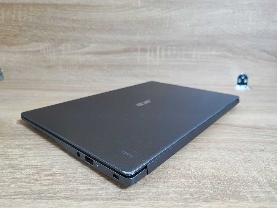 Ноутбук Acer Swift 3 SF314-57 14" i5-1035g1/8gb/240gb