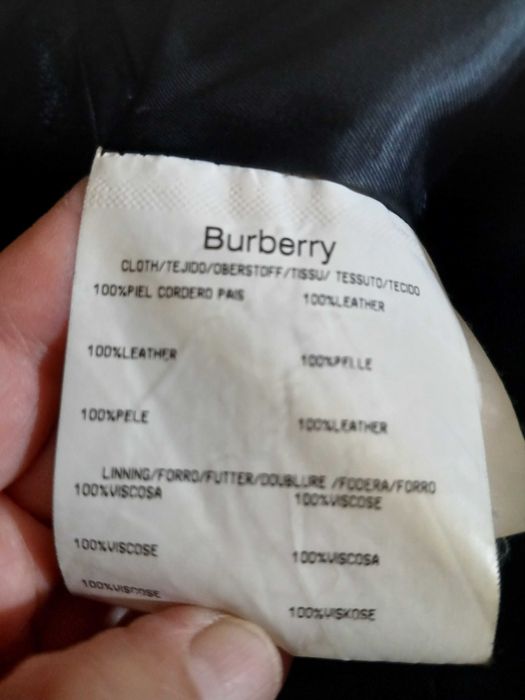Blusão de pele de ovino Burberry preto