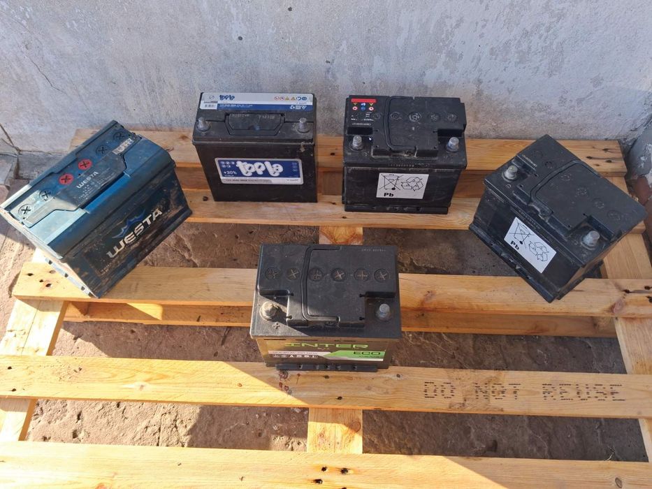 Продам автомобільні АКБ