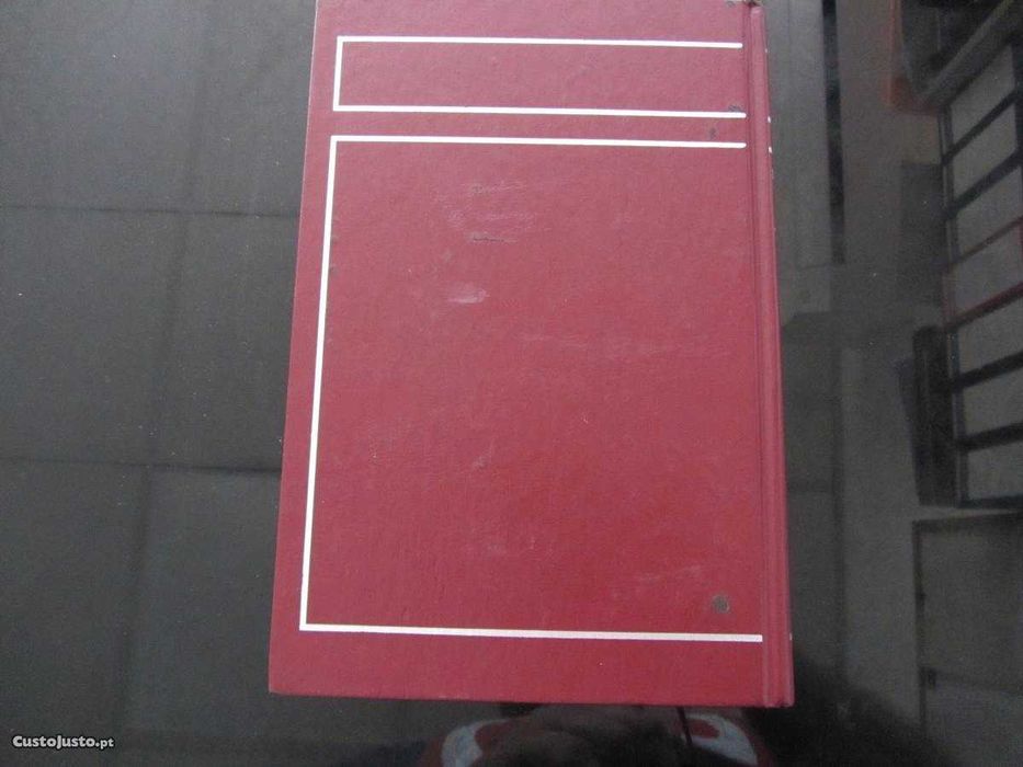 Livro Year Book of Dentistry 2000, de Kenneth L.Zakariasen