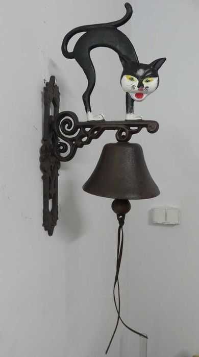 Duży użytkowy DZWON żeliwny KOT dzwonek