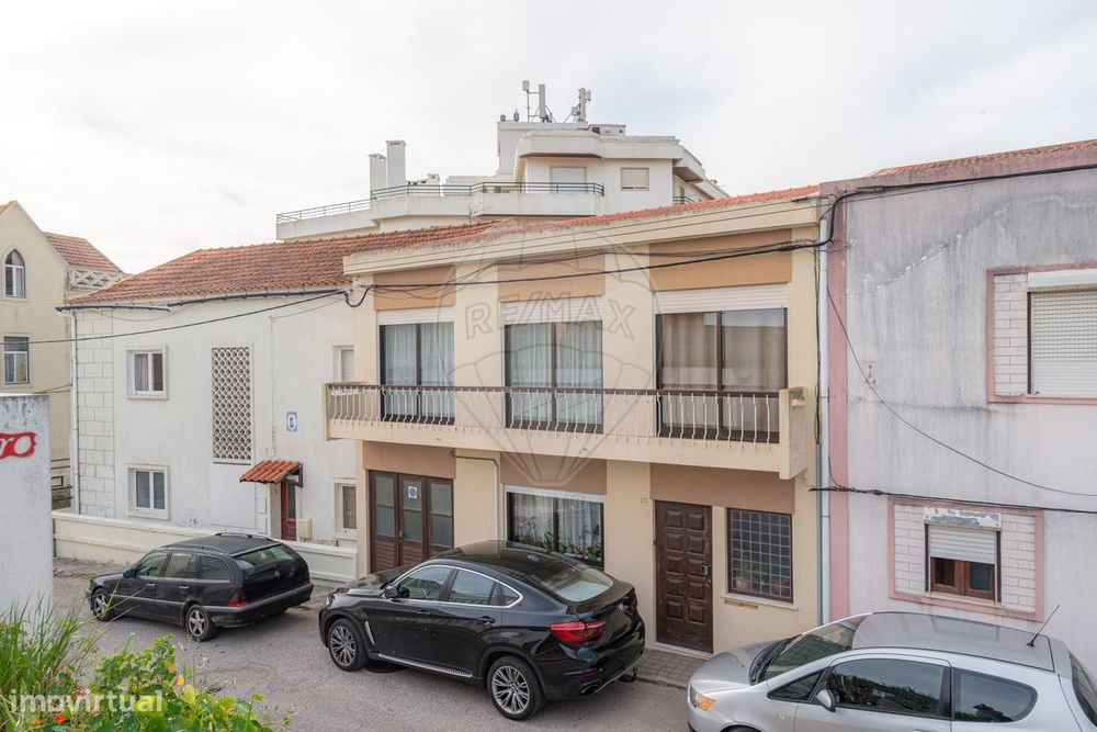 Moradia T5 para venda