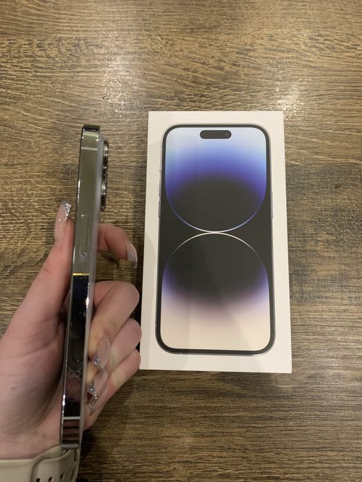 IPhone 14 Pro 128gb з чохлами та захисним склом