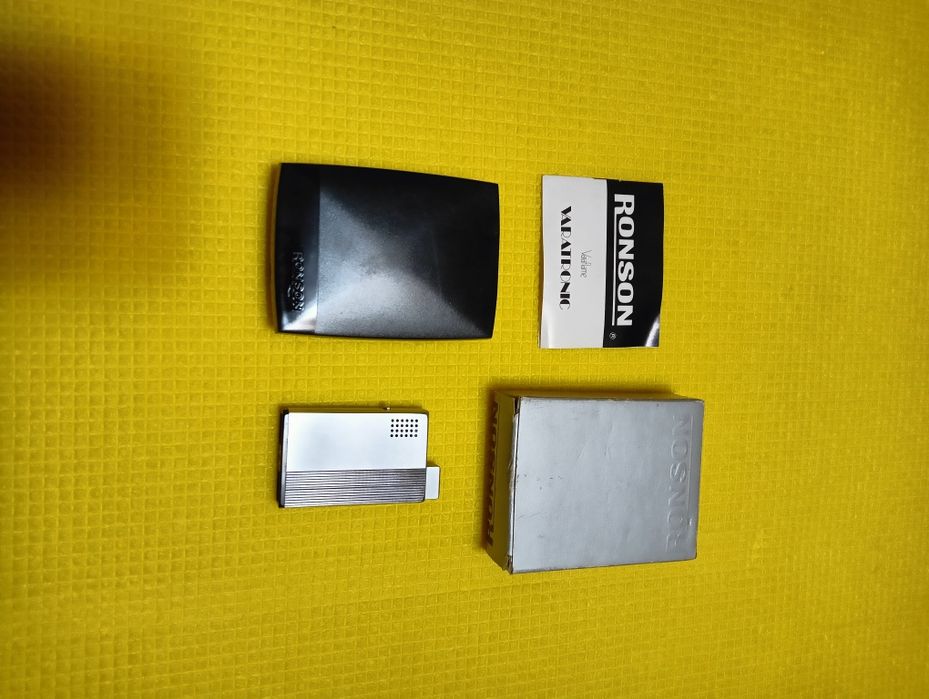 Зажигалка Ronson винтаж.