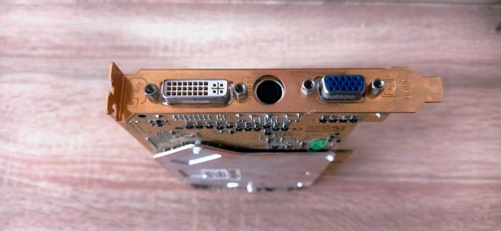 Видеокарта Fx 5900 Ultra 256mb Vivo Gold Цена 300$