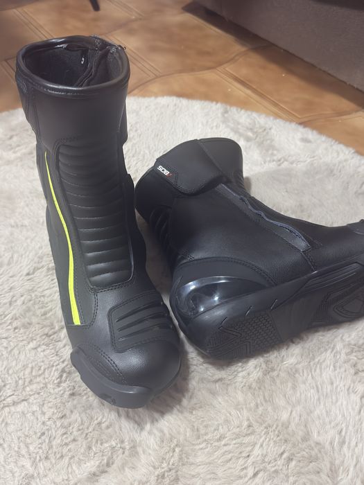 Botas Mota Novas nr 43