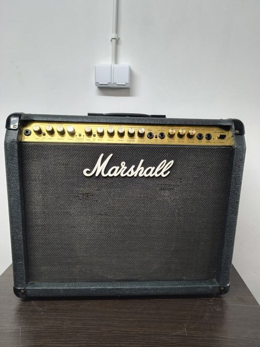 Marshall Valvestate 80V model 8080 wzmacniacz gitarowy, piec, combo.