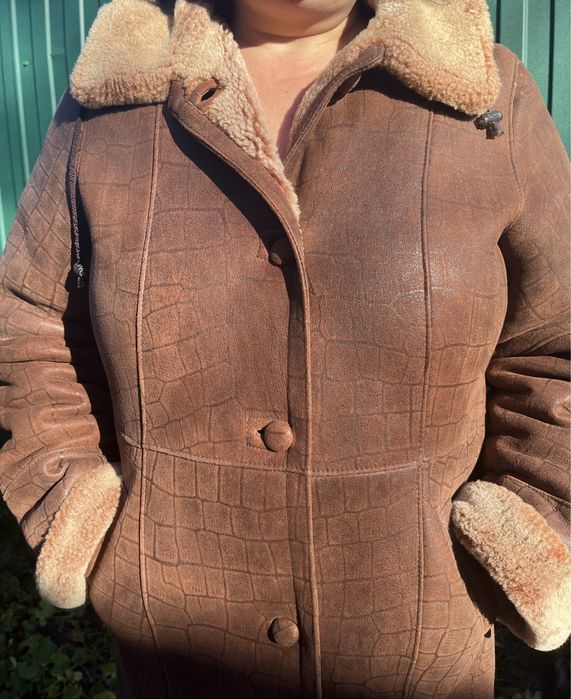 Зимня шкіряна дублянка