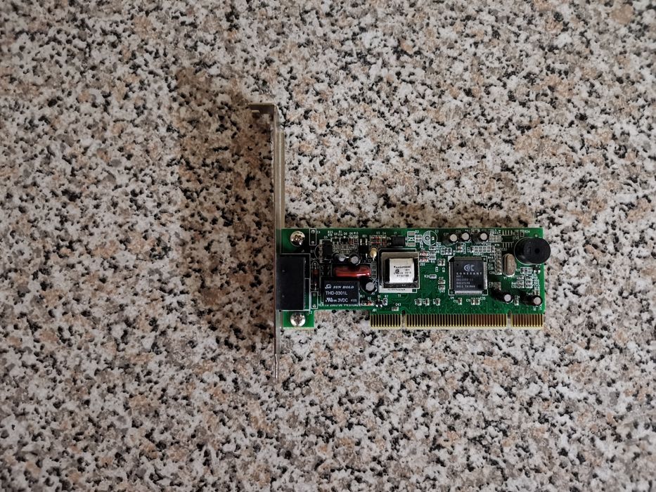 TV-тюнер AVerTV / Studio 305 + D-LINK DFM-562IS/SG