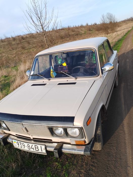 Продам авто ваз 2106