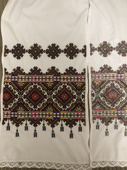 Весільний рушник вишитий хрестиком