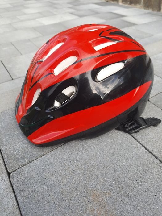 Шолом до велосипеда, роликів. Розмір 47-53см.