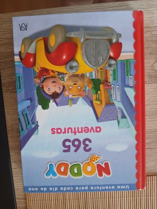 Livro infantil noddy
