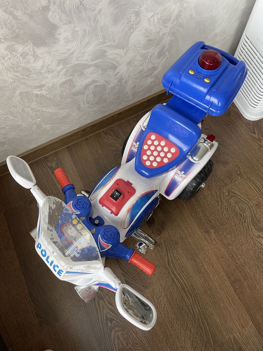 Дитячий електромотоцикл