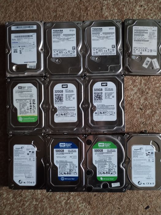 Продам  комплектом, або окремо.