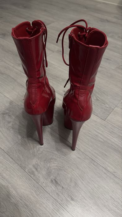 стріпи Pleaser лакові стрипы