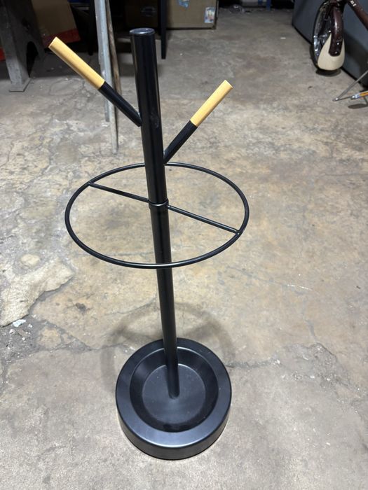 Suporte chapéus-de-chuva, preto