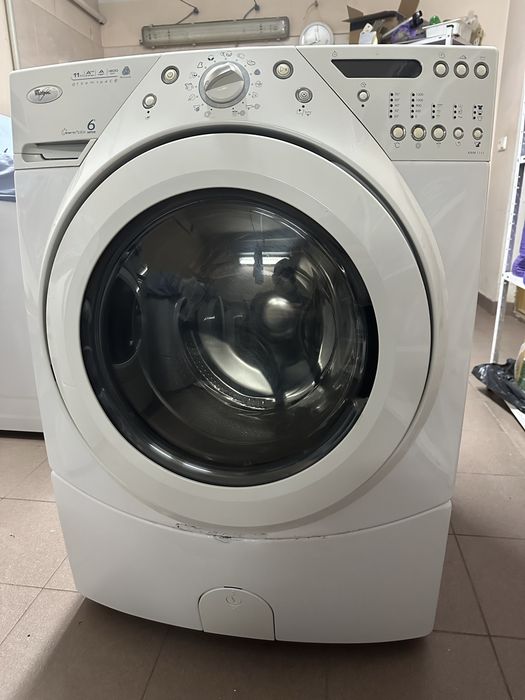 Стиральная машина Whirlpool AWM1111. Проф. 11 кг