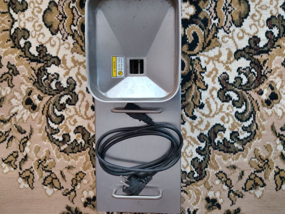 Продам маслопрес з терморегулятором. OP-600M.