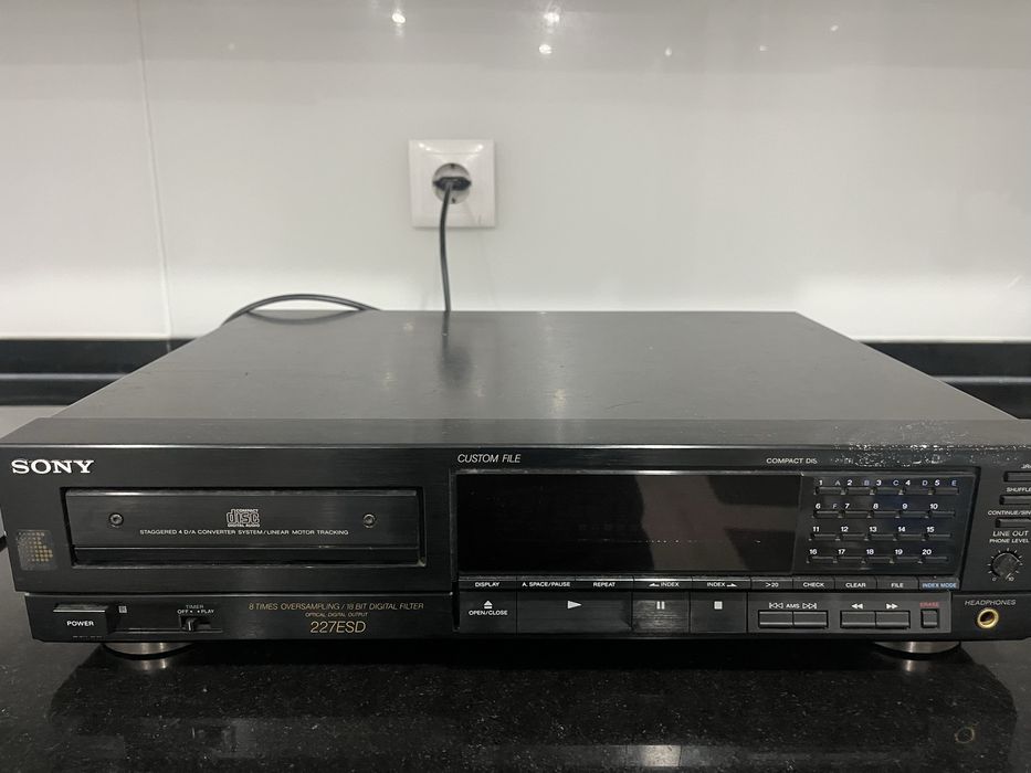Leitor CD Sony 227ESD