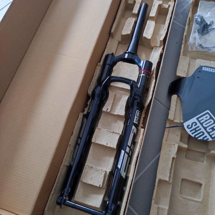 Amortyzator ROCK SHOX SID SL Ultimate Race Day 29 BOOST 100mm czarny