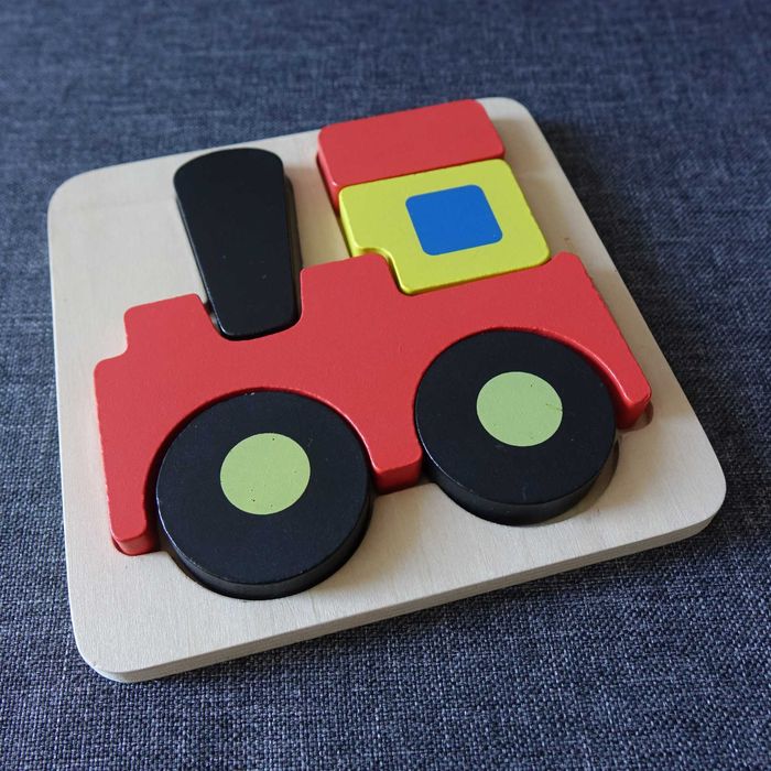 Układanka drewniana puzzle edukacyjne Ciuchcia