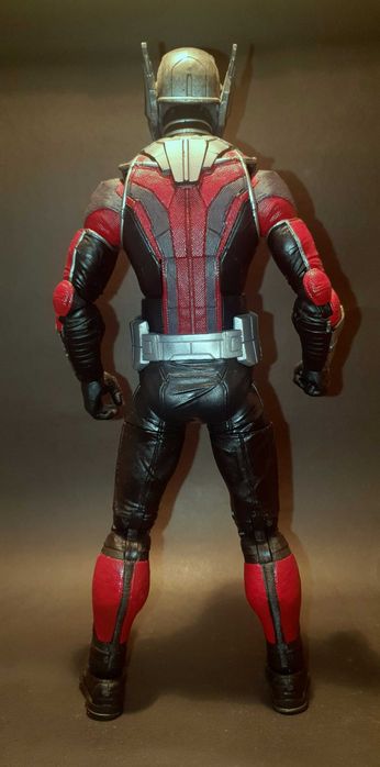 Marvel Legends Avengers Ant-Man / Gaint-Man BAF