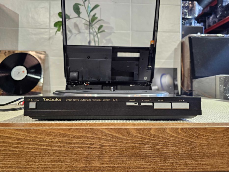 Програвач Technics SL-5 DD full auto player