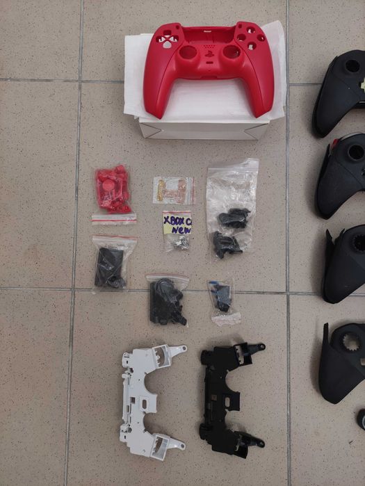 Запчасти для геймпадов Новые / На запчасти, Корпуса,Кнопки,Шлейфы,т.д.