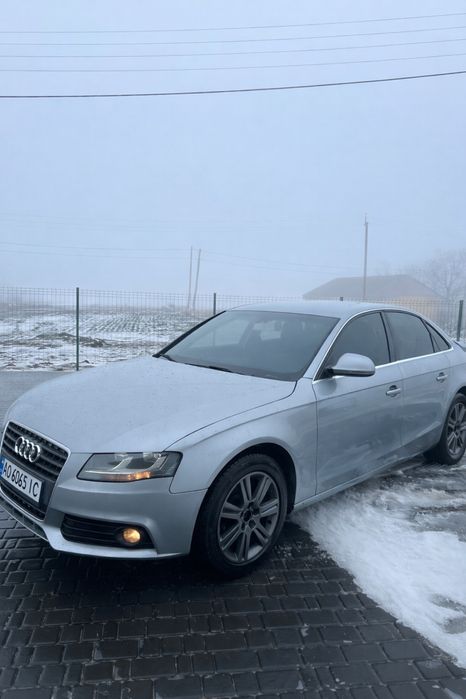 Продам AUDI A4 B8