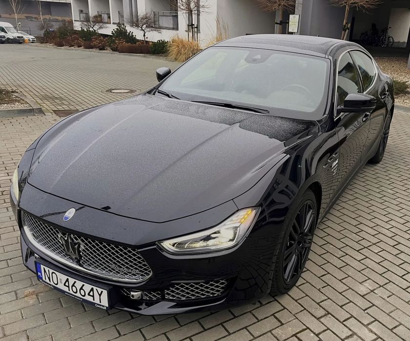 Maserati Ghibli Maserati Ghibli 2.0 wersja limitowana.